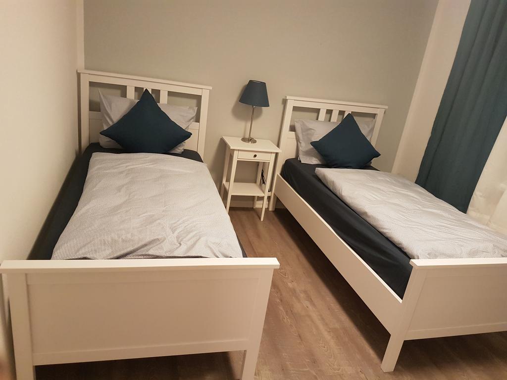 Budapester Hof Gaestehaus Hamburg-Harburg Exteriör bild